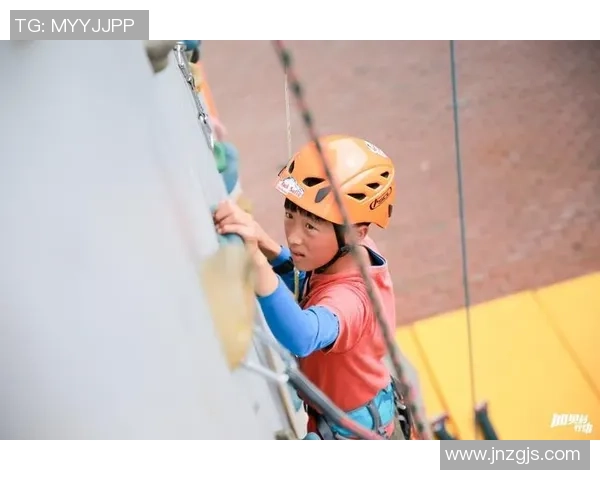 攀岩耐力的挑战与突破：北京攀岩队的训练与成长之路